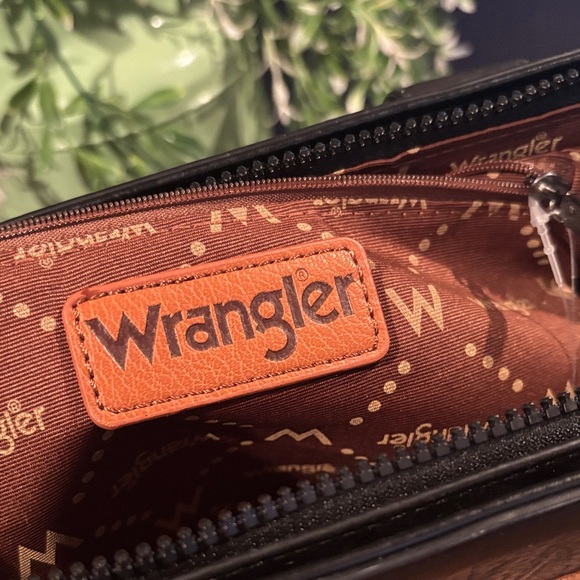 Wrangler Black Tote with Braided Accents - Picture 6 of 9